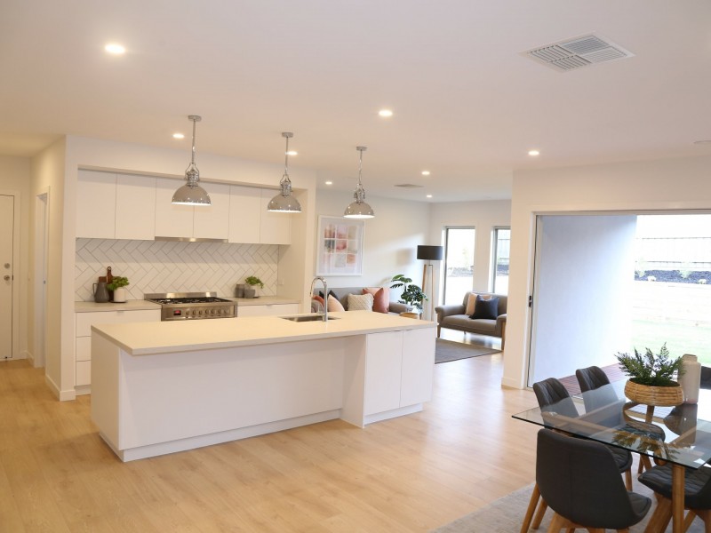 20 Dampiera Avenue, Wallan VIC 3756