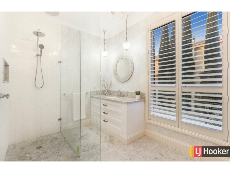 82 Eastern Ridge, Hidden Valley VIC 3756