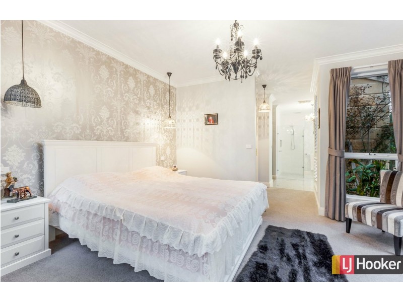 82 Eastern Ridge, Hidden Valley VIC 3756