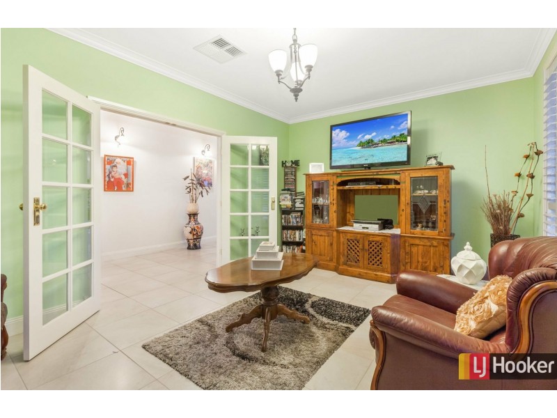 82 Eastern Ridge, Hidden Valley VIC 3756