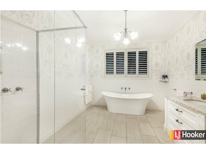 82 Eastern Ridge, Hidden Valley VIC 3756