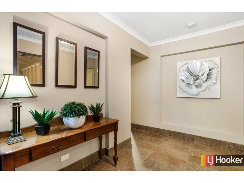 16 Cavallo Crescent, Hidden Valley VIC 3756