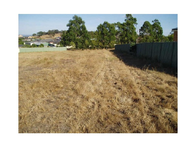 9 Golden Elm Court, Kilmore VIC 3764
