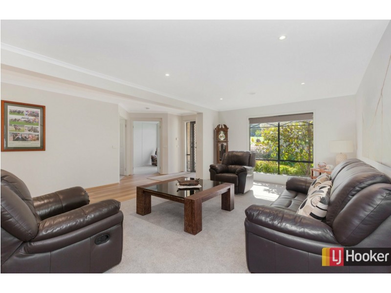 1 The Heights, Hidden Valley VIC 3756