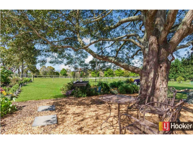 1 The Heights, Hidden Valley VIC 3756