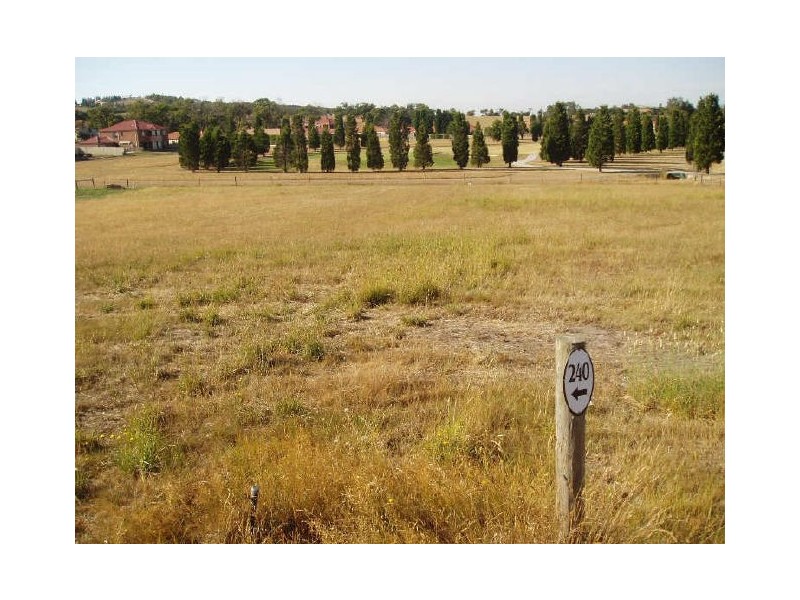 Lot 240 St Andrews Close, Hidden Valley VIC 3756