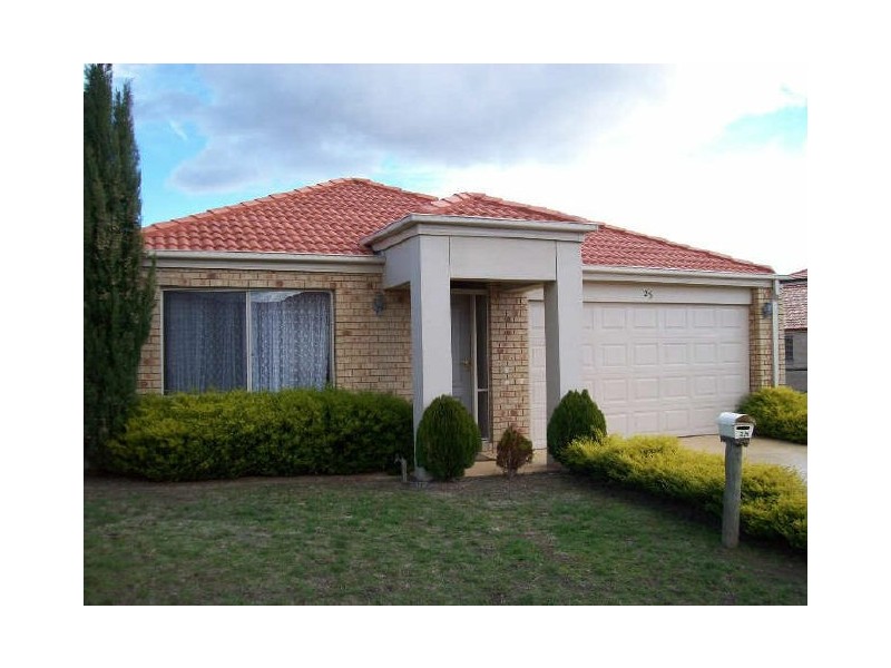 Hidden Valley VIC 3756