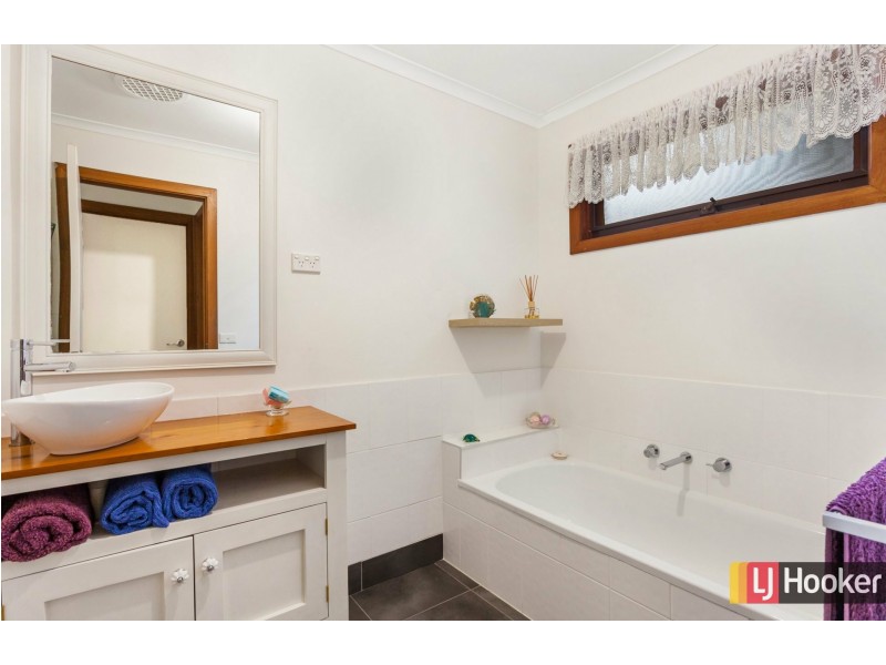 32 McCarthy Court, Wallan VIC 3756