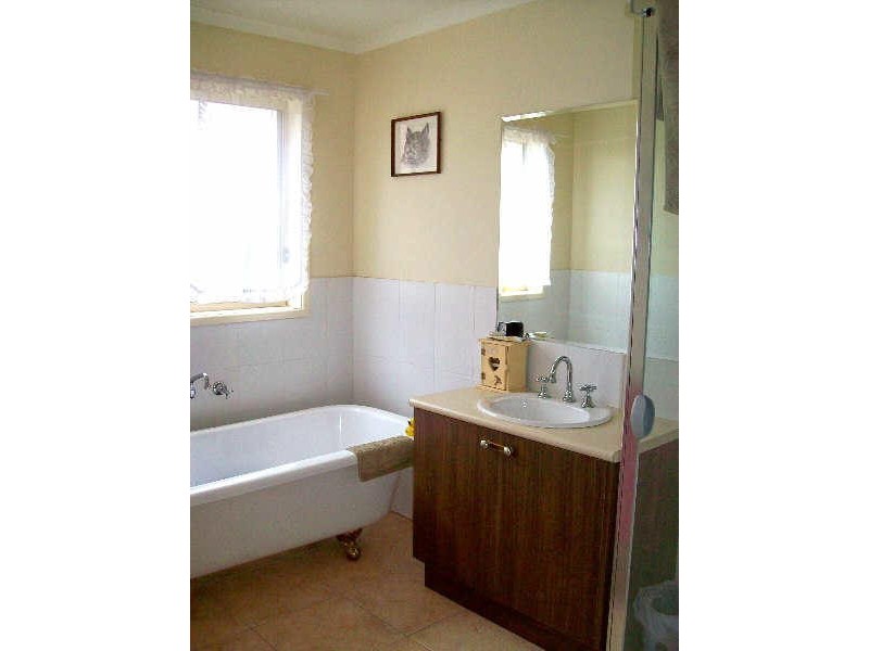 19 Siena Way, Hidden Valley VIC 3756