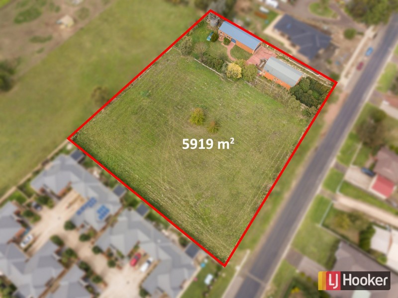 100-102 Windham Street, Wallan VIC 3756