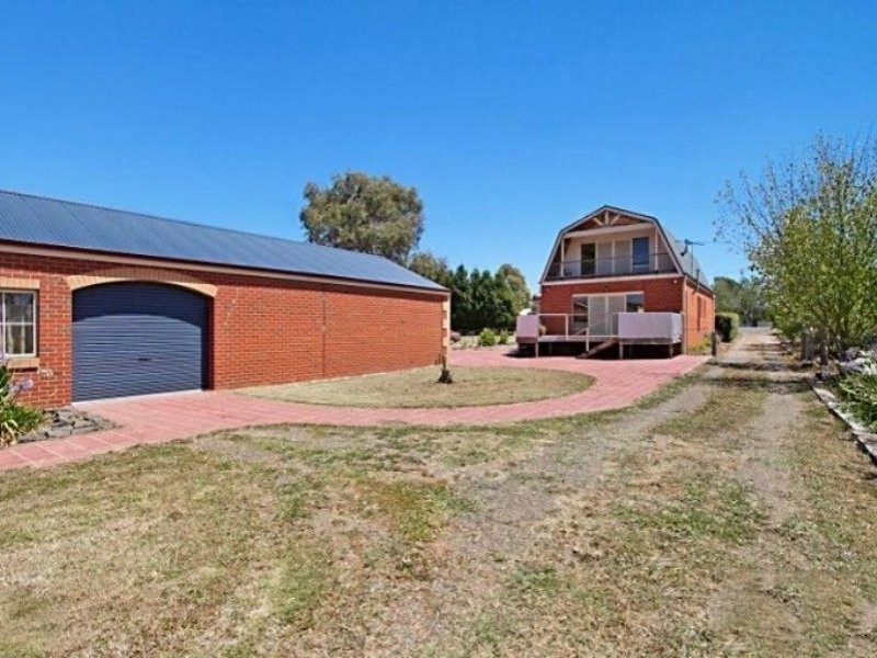 100-102 Windham Street, Wallan VIC 3756