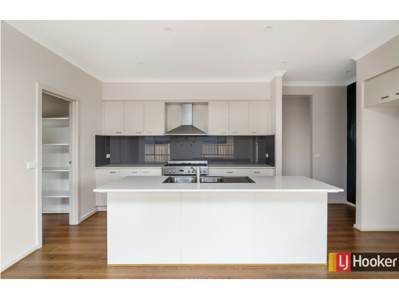 3 Angel Way, Beveridge VIC 3753