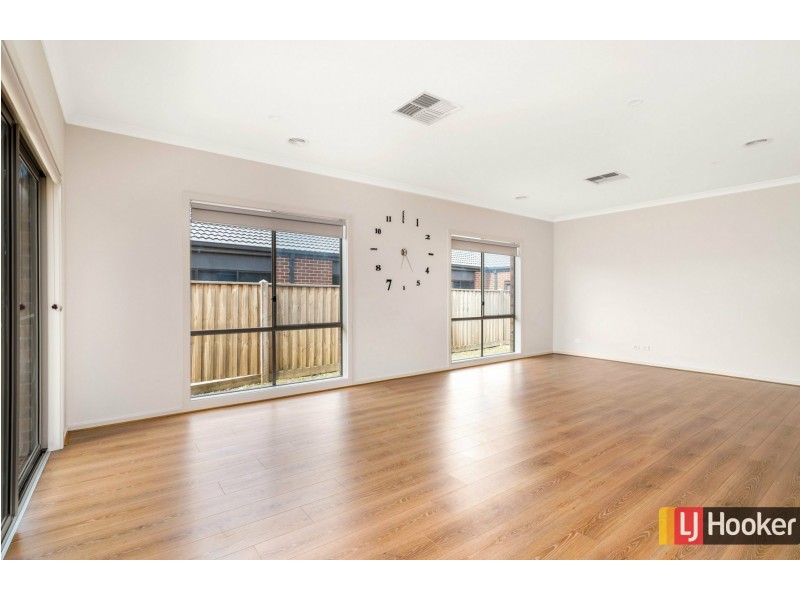 3 Angel Way, Beveridge VIC 3753