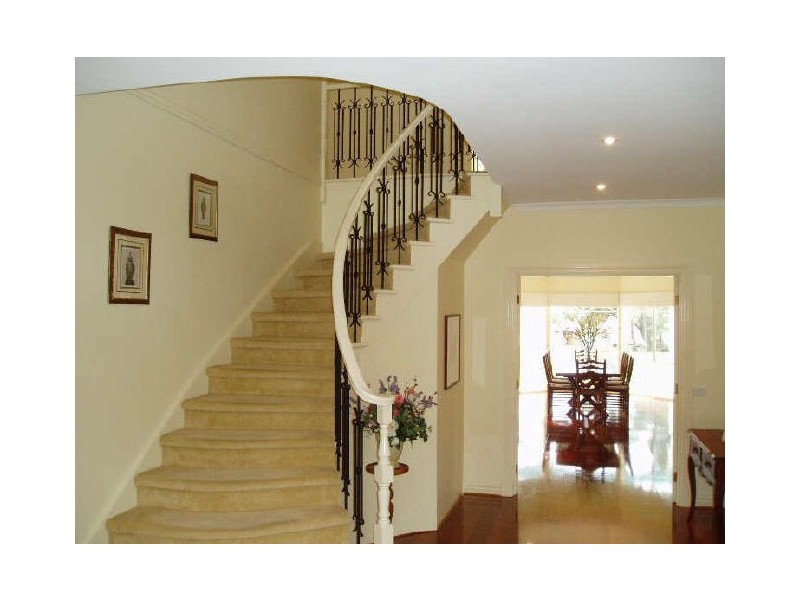 Hidden Valley VIC 3756