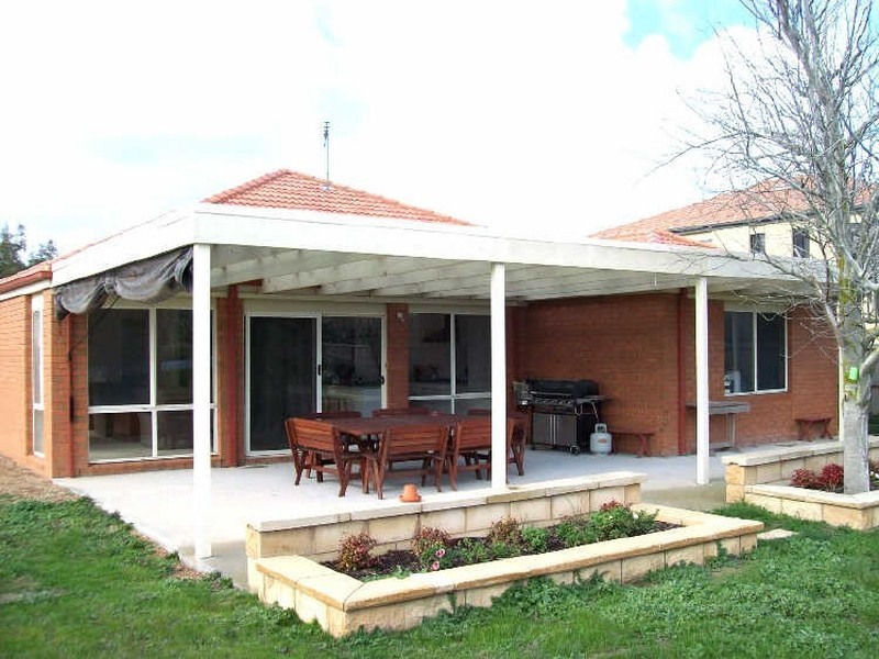 58 Augusta Way, Hidden Valley VIC 3756