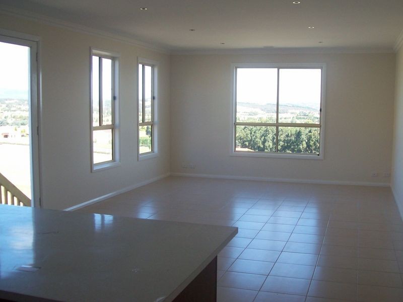 57 Siena Way, Hidden Valley VIC 3756