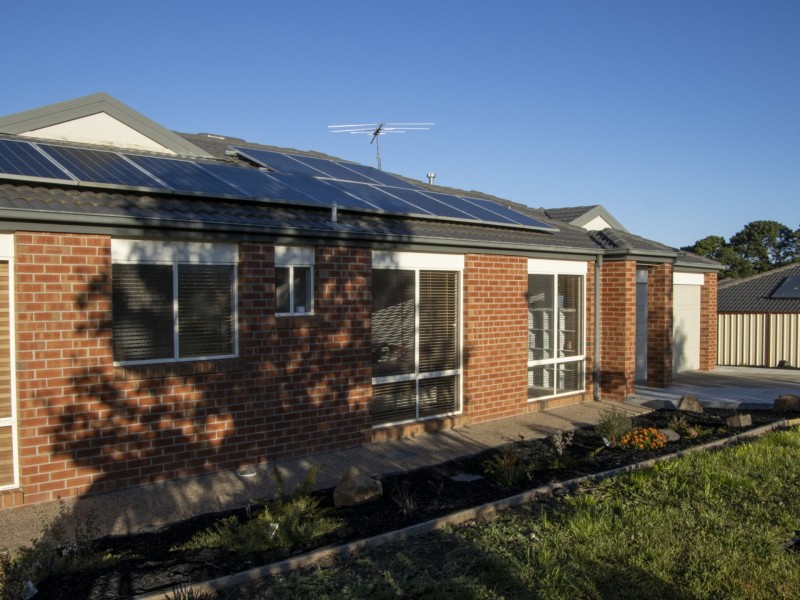 9 Lantern Court, Wallan VIC 3756