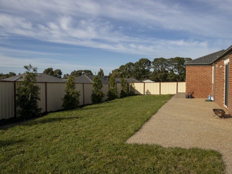 9 Lantern Court, Wallan VIC 3756