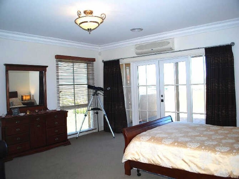 13 Eastern Ridge, Hidden Valley VIC 3756