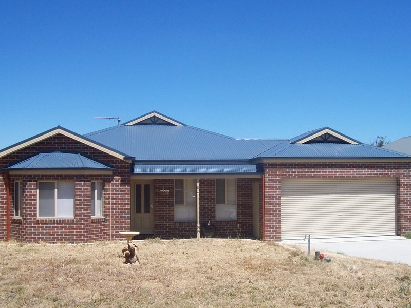 6 Hibiscus Court, Kilmore VIC 3764