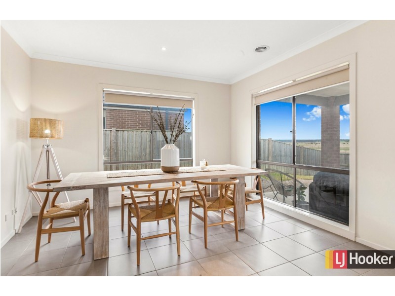 161 Mandalay Circuit, Beveridge VIC 3753