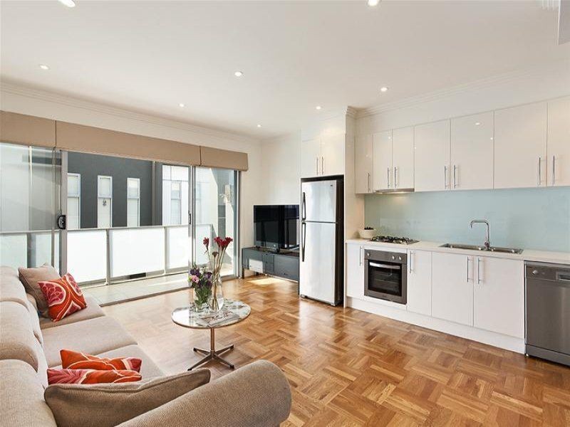 13/293-294 Hawthorn Road, Caulfield VIC 3162