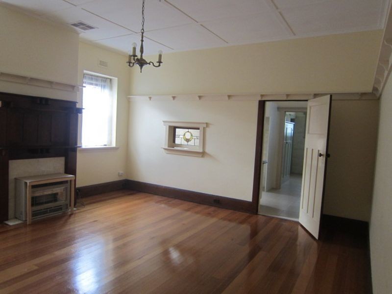 8A Griffiths Street, Caulfield South VIC 3162