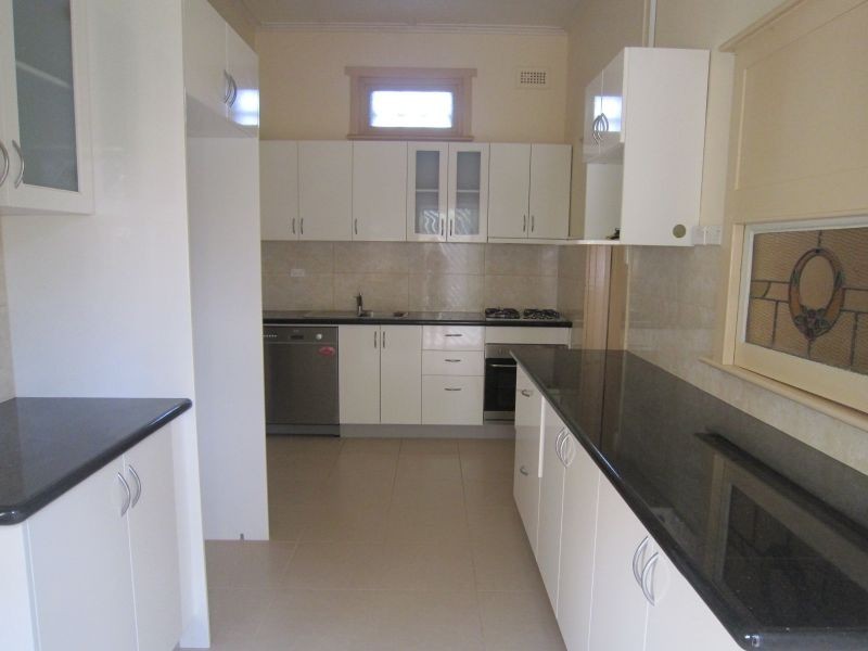 8A Griffiths Street, Caulfield South VIC 3162