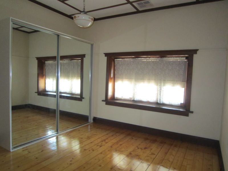 8A Griffiths Street, Caulfield South VIC 3162