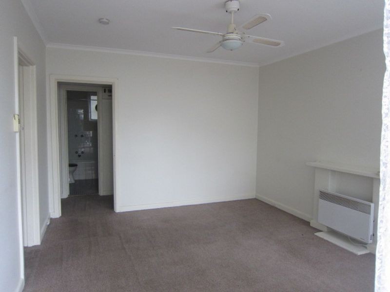 3/27 Moore Street, Elwood VIC 3184