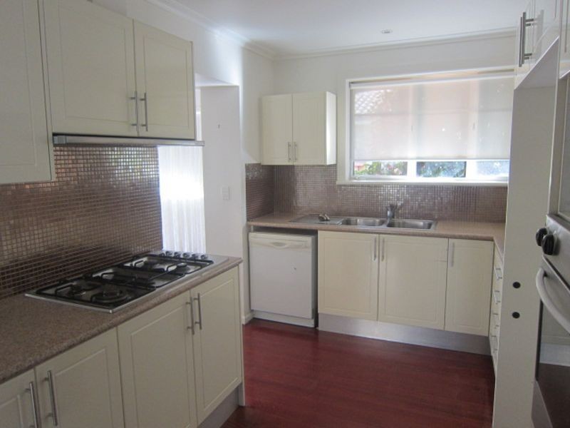 2 Highview Road, Bentleigh East VIC 3165