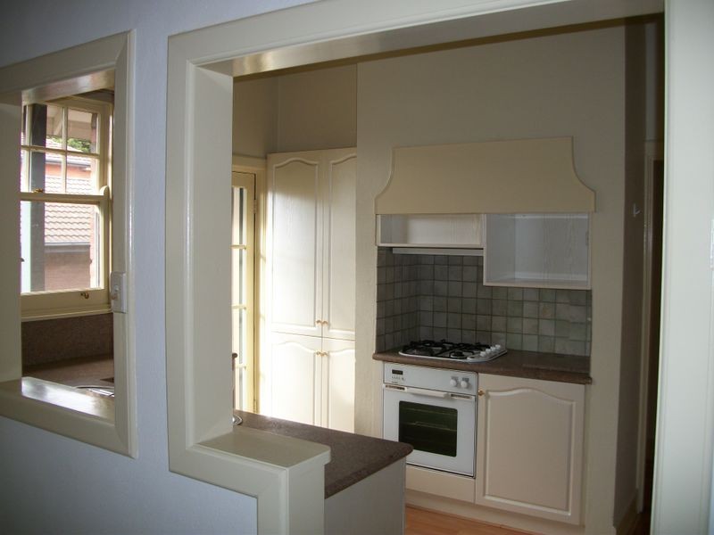 4/305 Dandenong Road, Armadale VIC 3143