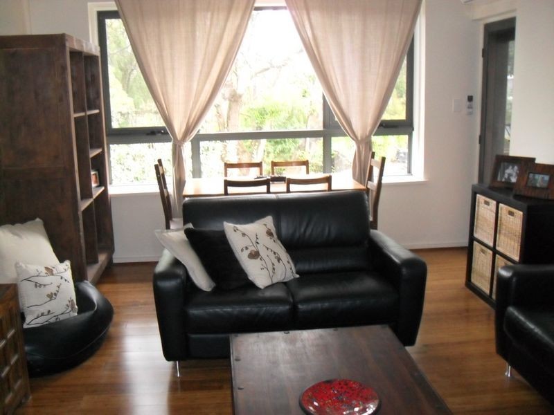 8/684 Inkerman Road, Caulfield North VIC 3161