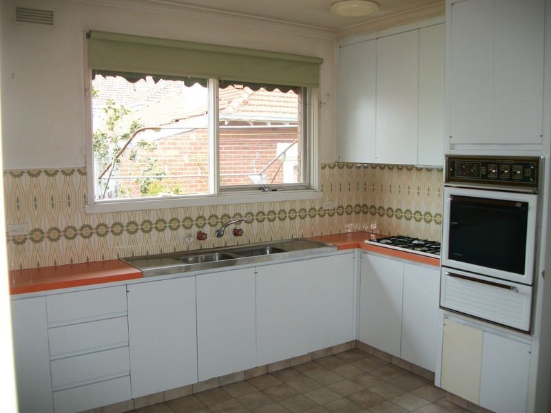 2/24 Prahran Grove, Elsternwick VIC 3185