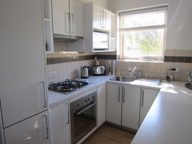 4/1207 Dandenong Road, Malvern East VIC 3145