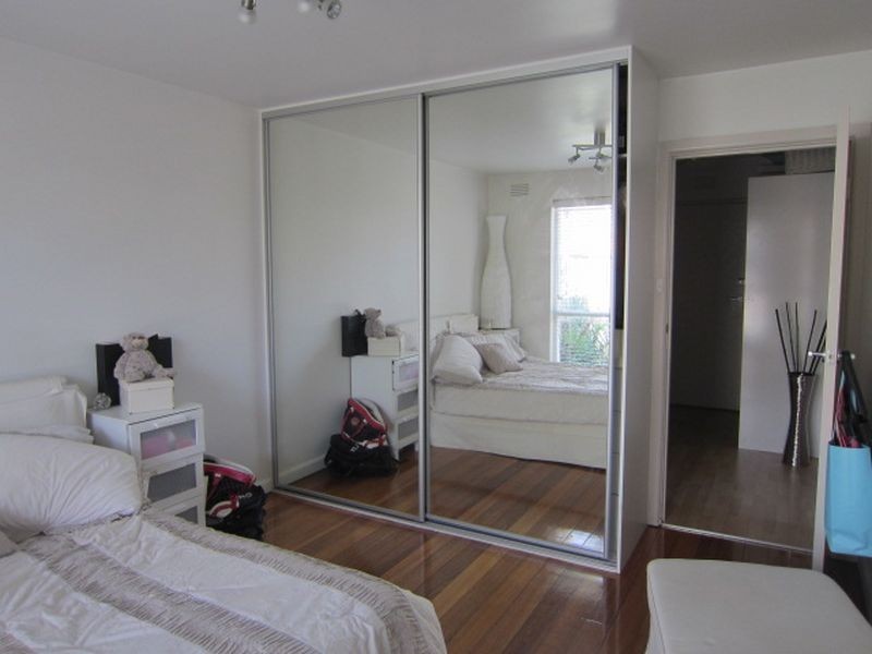4/1207 Dandenong Road, Malvern East VIC 3145