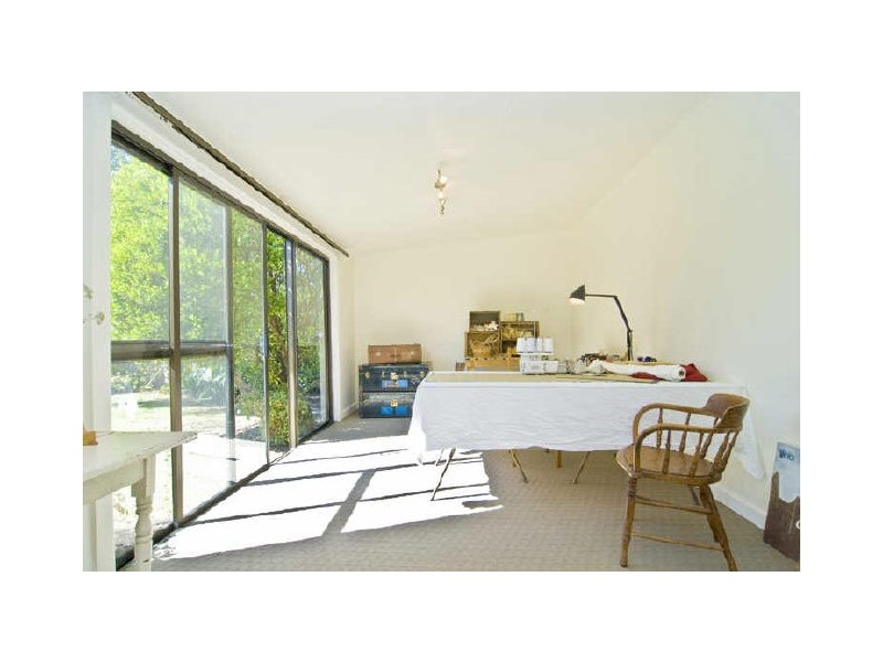 16 Norman Street, Mckinnon VIC 3204