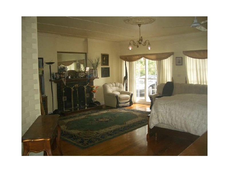 80 Baden Powell Drive, Mount Eliza VIC 3930