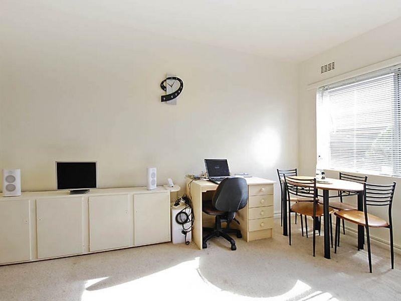 2/131 Grange Road, Glen Huntly VIC 3163