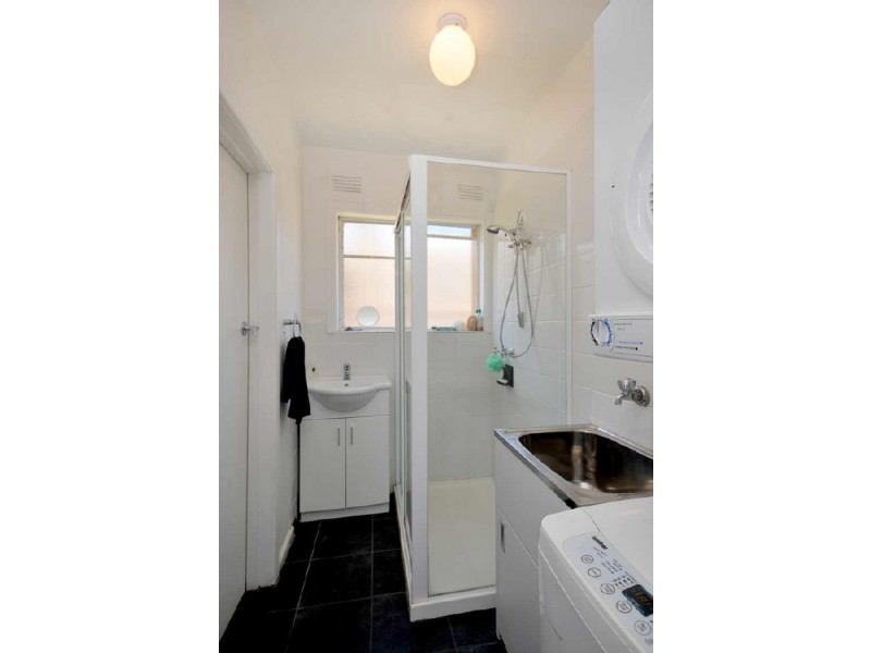 4/28 Eumeralla Road, Caulfield South VIC 3162