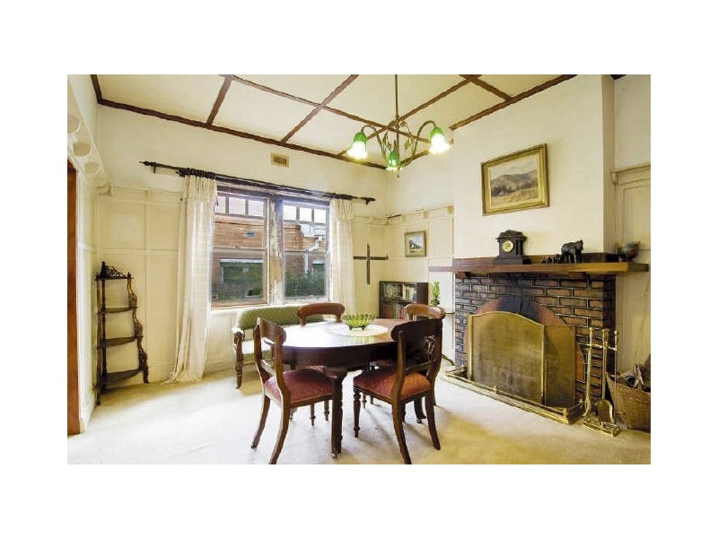 6 Mons Street, Glen Iris VIC 3146