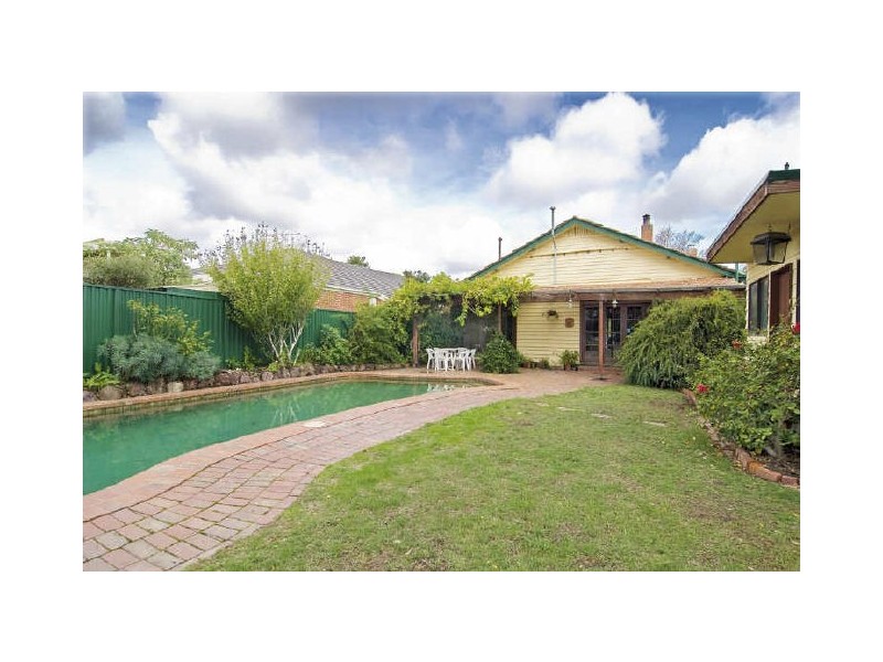 6 Mons Street, Glen Iris VIC 3146