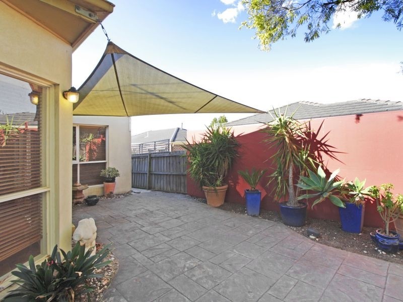 2/10 Scotts St, Bentleigh VIC 3204