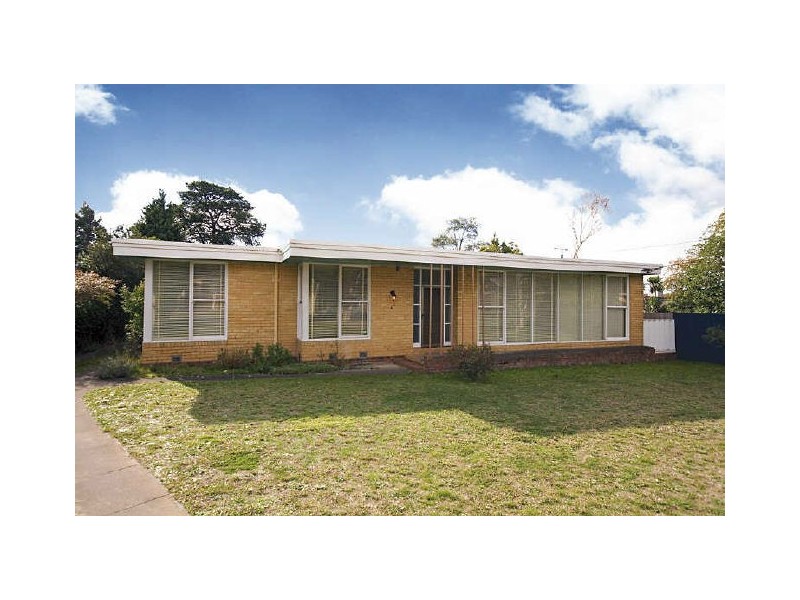 61 Dempster Ave, Balwyn North VIC 3104