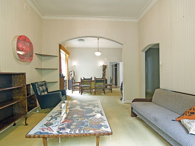18 Joyce St, Elwood VIC 3184
