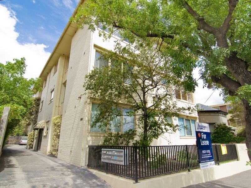 12/7 Scott St, Elwood VIC 3184