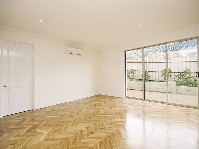 2/42 Scott St, Caulfield South VIC 3162