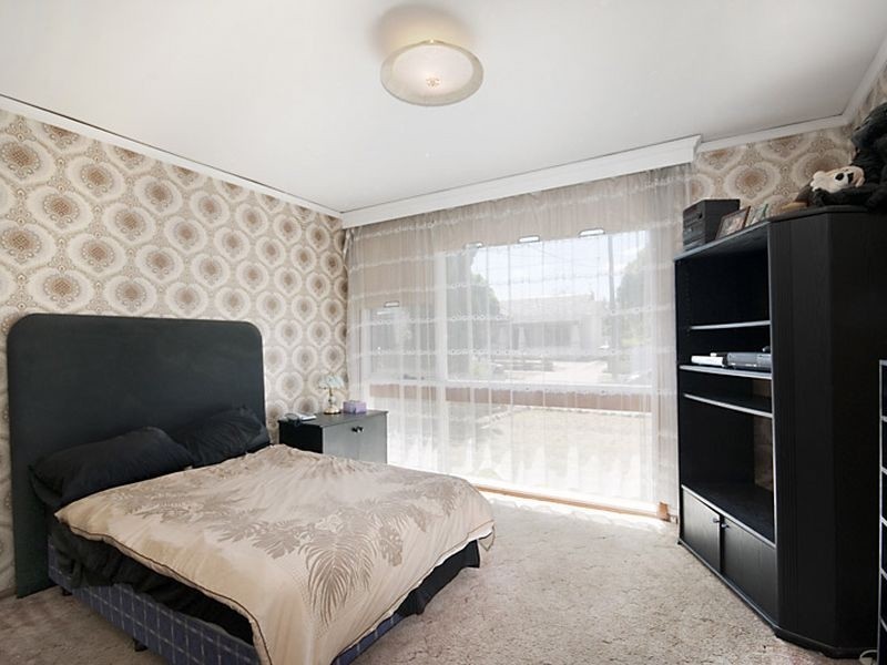 19 Wrixon Ave, Brighton East VIC 3187