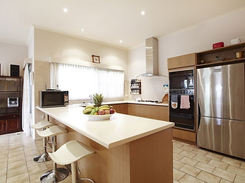 16 Pyne St, Caulfield VIC 3162