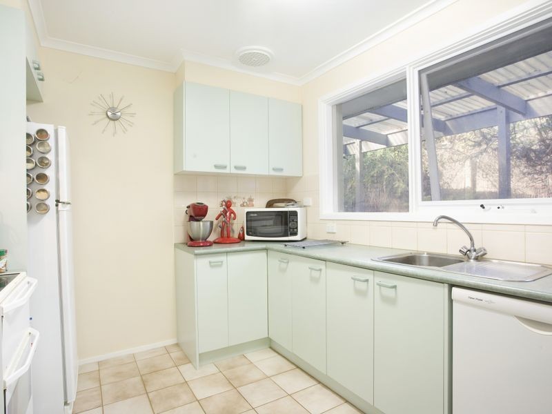 99 Mast Gully Rd, Upwey VIC 3158